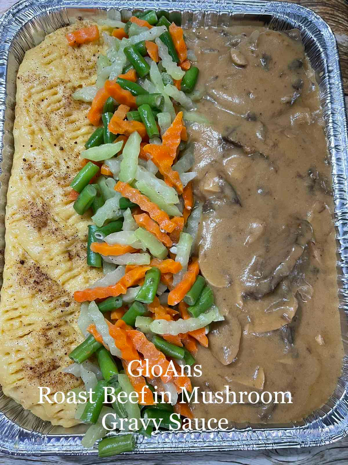 GA Roast Beef in mushroom cream sauce or gravy (₽2,800-₽3,800)